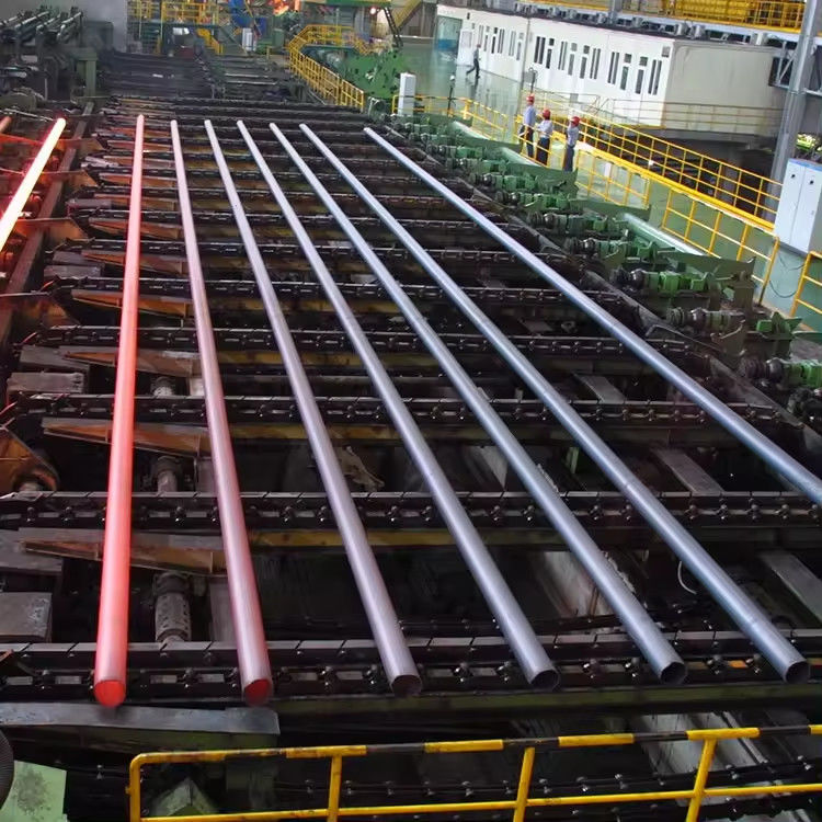 Astm A53 Sch40 24 Inch Api 5l X70 Psl2 Sch 60 HR Pipa Baja Karbon Tanpa Jahit Untuk Pekerjaan Air
